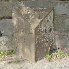 Title: A Colour Photograph of the Milepost 700 Yds SSW of Orleton Hall, Holyhead Road, Wattling Street at NGR SJ 633 107
File Size: 14.3 KB
Dimensions: 222px x 223px