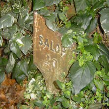 Title: A Colour Photograph of the Metal milepost on A458, Westgate, Bridgnorth
File Size: 18.93 KB
Dimensions: 222px x 223px