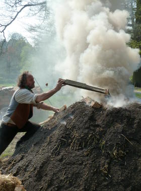 Title: Feeding the Charcoal Clamp
File Size: 53.92 KB
Dimensions: 280px x 380px